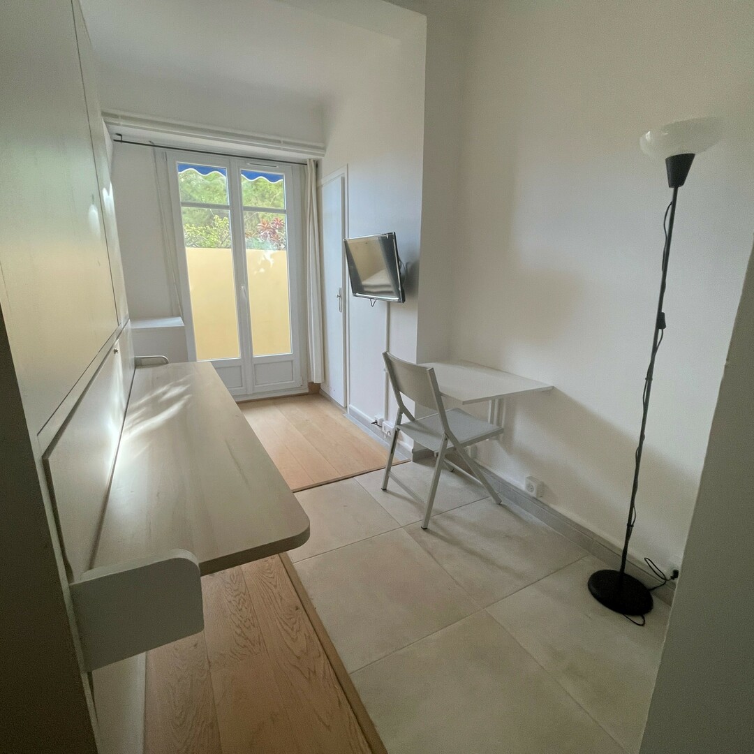 Monolocale centrale a uso misto - Gran Bretagna