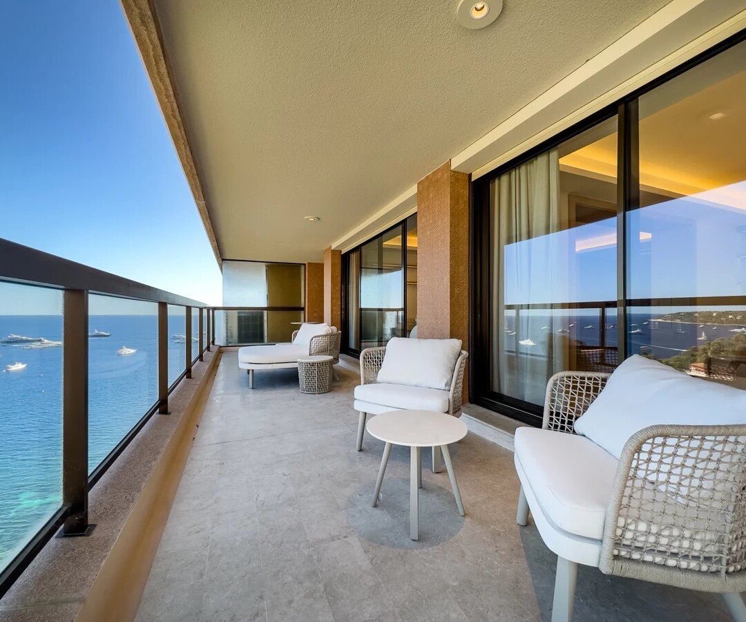 Unico agente: Appartamento di lusso arredato con 3 stanze vicino a Larvotto Beach