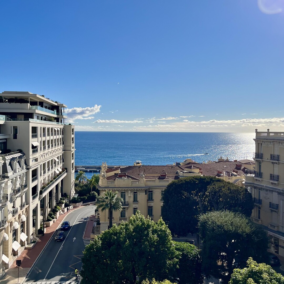 Carré d’Or | Elegante appartamento di 4 locali | Vista mare