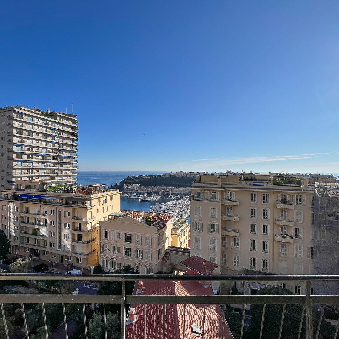 3 CAMERE CON VISTA MARE - COMPLETAMENTE RISTRUTTURATE