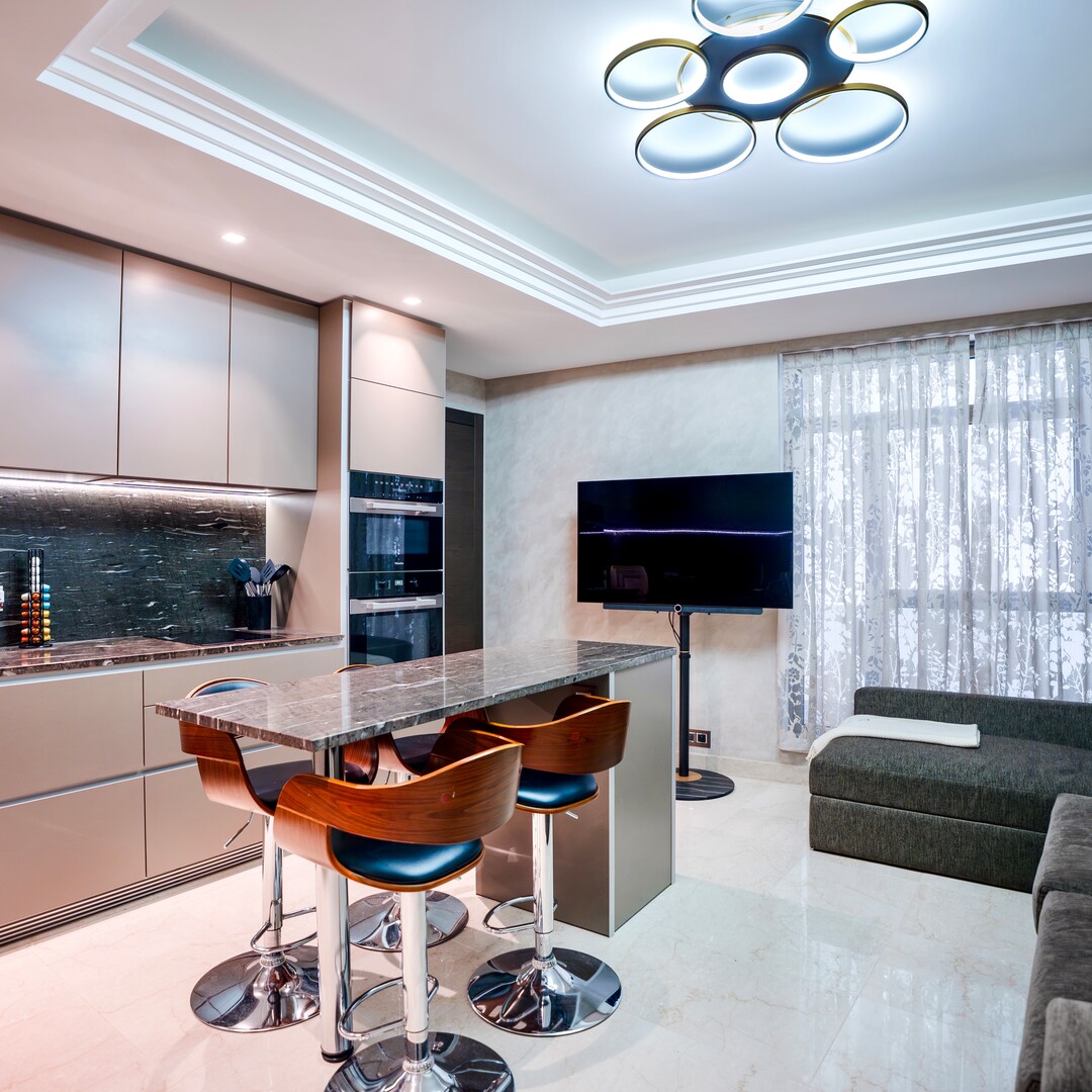 GRANDE MONOLOCALE IN UNA RESIDENZA DI LUSSO