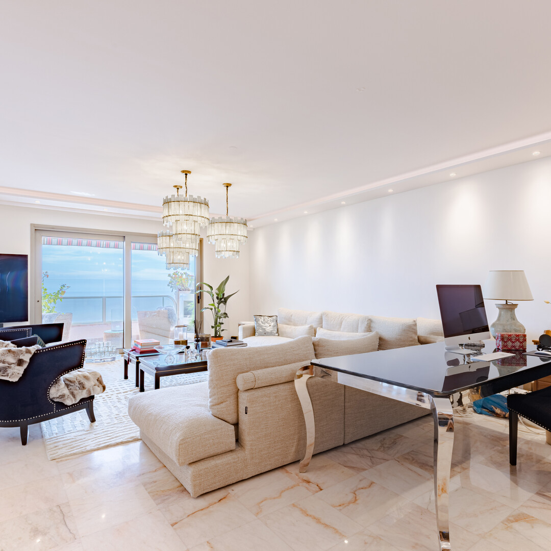 ATTICO DUPLEX CON PISCINA