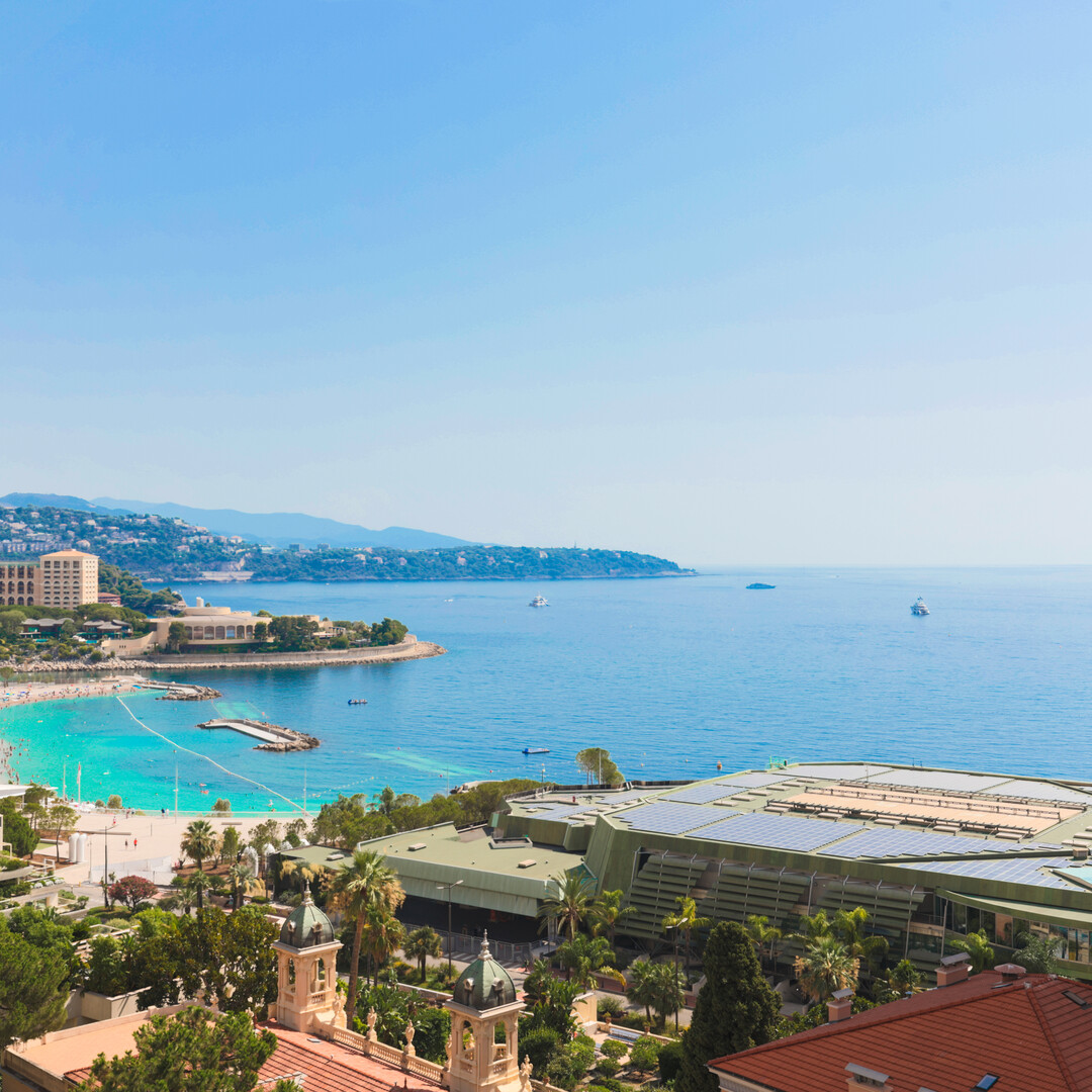 SONTUOSO APPARTAMENTO COMPLETAMENTE RISTRUTTURATO